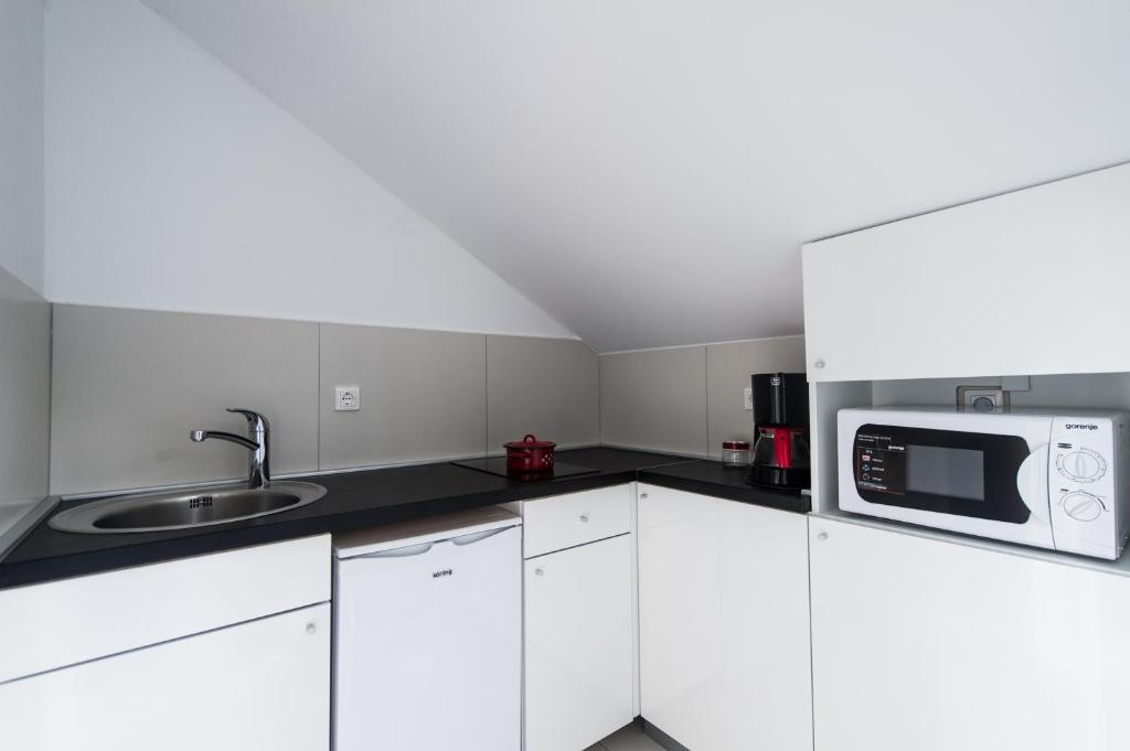 Number 5 Apartment Pakostane Ngoại thất bức ảnh